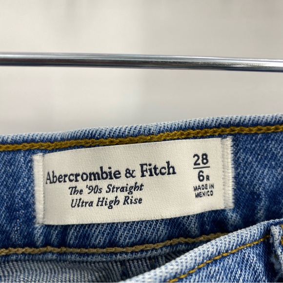 Abercrombie & Fitch Women’s The 90s Straight Jeans sz28 - Picture 6 of 7